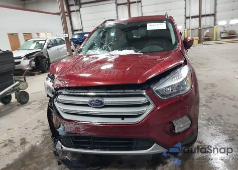 2018 Ford Escape Se z USA, uszkodzony, nr VIN 1FMCU9GD2JUB41186